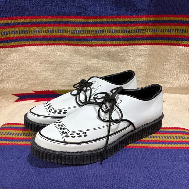 훕데두 EE signature stitch clipper derby