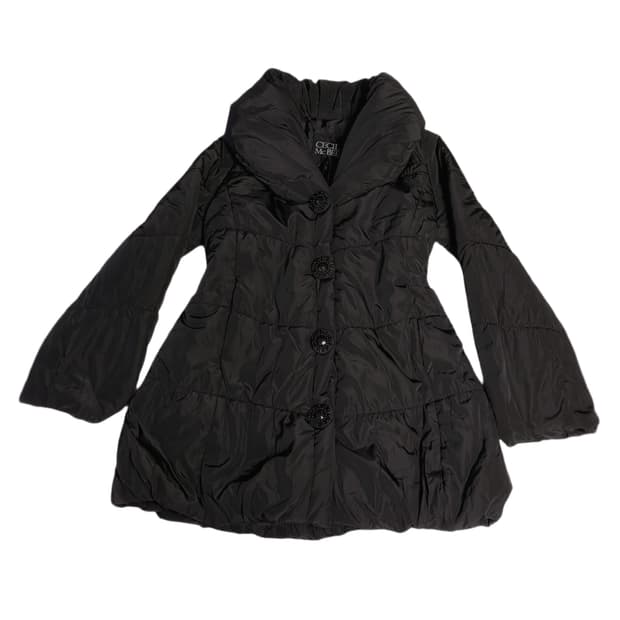 Cecil Mcbee 세실맥비 큐빅 단추 포인트 블랙 레이스 카라 패딩