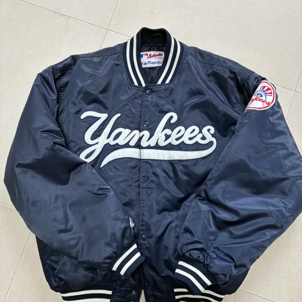 마제스틱 양키스 스타디움 재킷