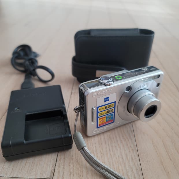 소니 사이버샷 빈티지 감성 디카 dsc-w50 컴팩트 디지털 카메라