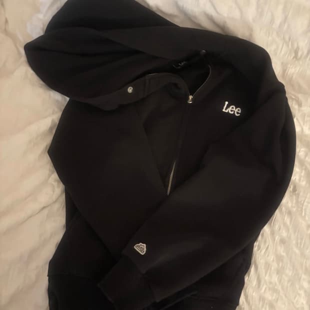 Lee 후드직업
