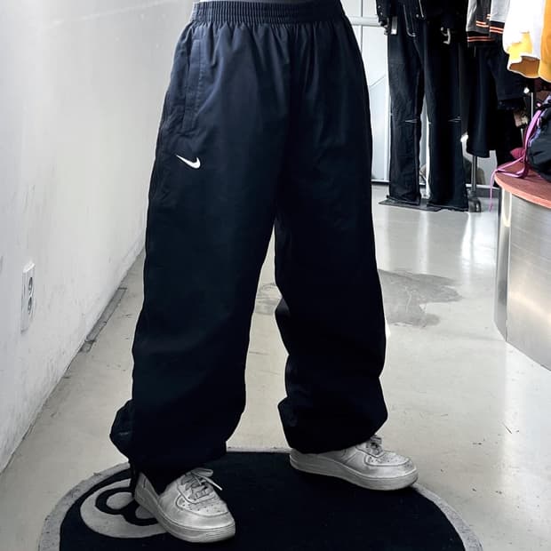 나이키 스우시 올 사이드 집업 나일론 우븐 조거 팬츠