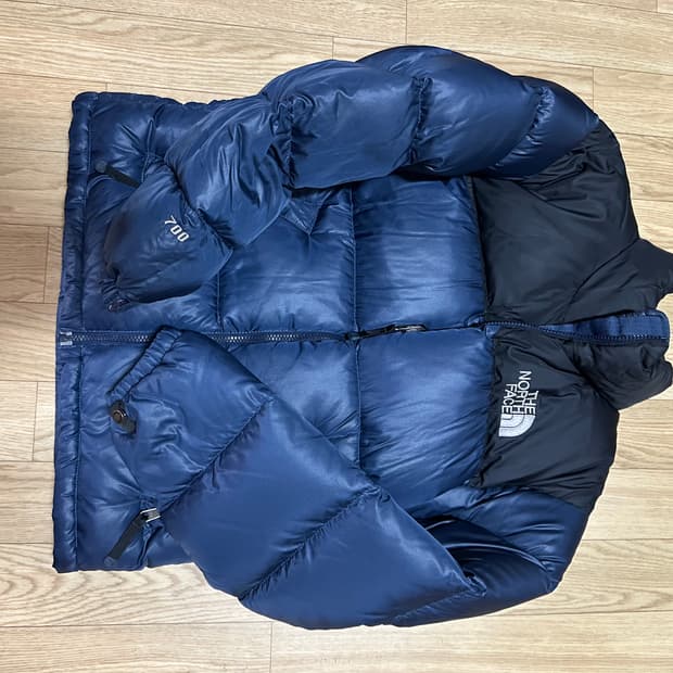 노스페이스 눕시 700 남녀공용 85사이즈