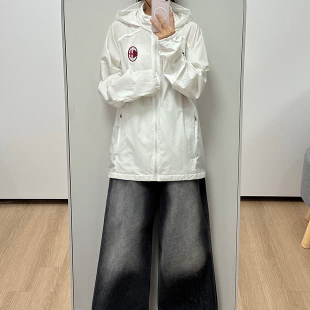 퓨마 AC밀란 화이트 레인 바람막이 자켓