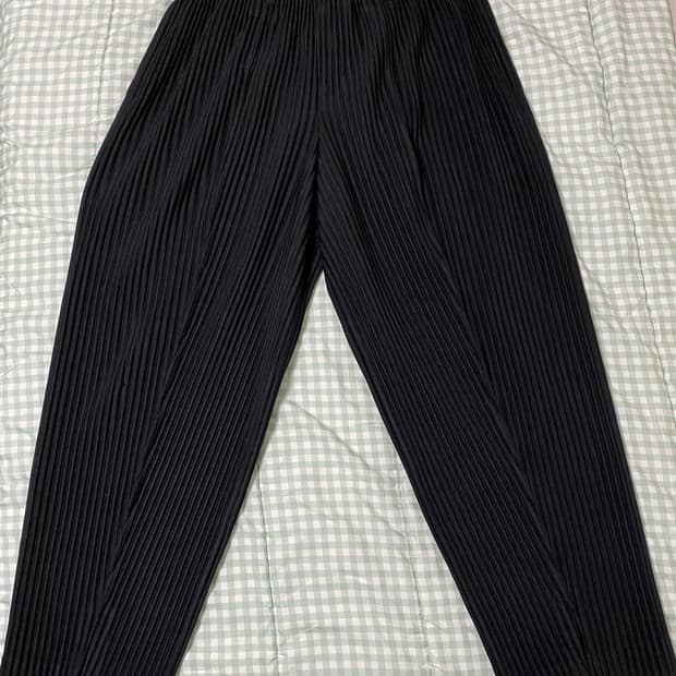 옴므플리세 밑단 절개 바지