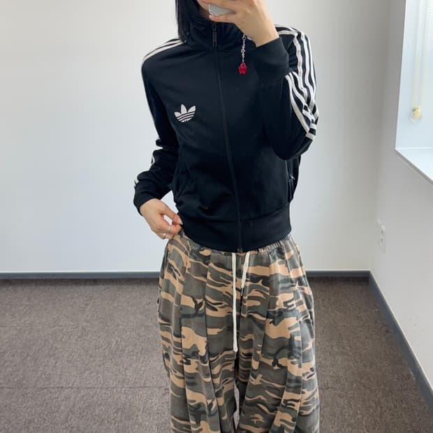 Adidas 아디다스 블랙 구파 져지