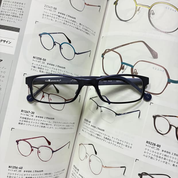 l.a. EYEWORKS 엘에이 아이웍스 네이비 스퀘어 티타늄 안경