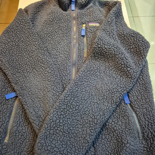 파타고니아 레트로 파일 플리스 자켓 네이비 m 
판매합니다