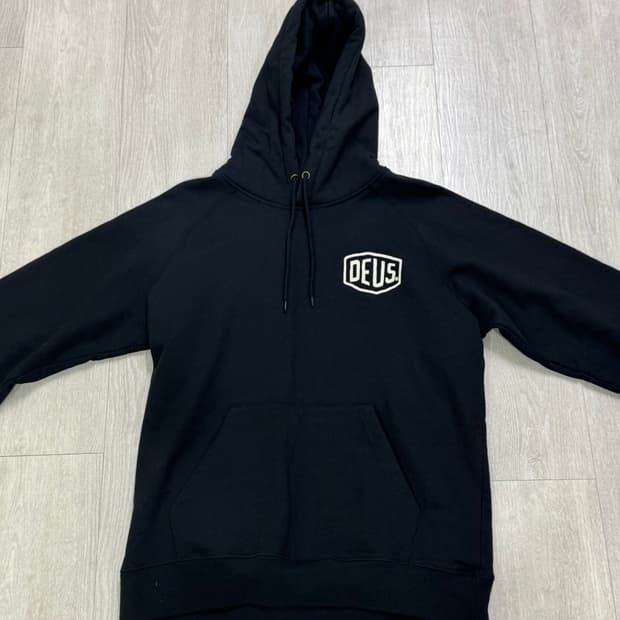 데우스 엑스 마카나 후드 L
