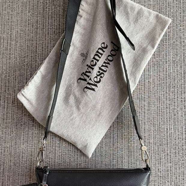 비비안웨스트우드 페니 더블 파우치 크로스백 더스트백 정품 증명서 포함