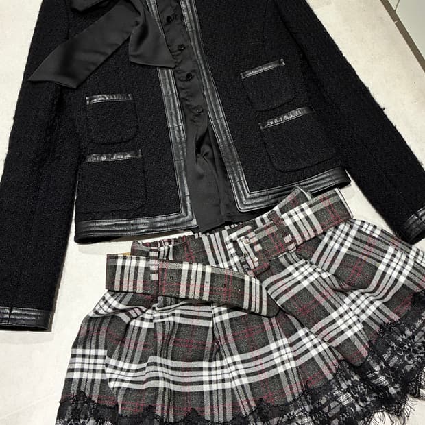 레이스 체크 스커트 , 반팔 버튼 블라우스, 포켓 트위드 자켓