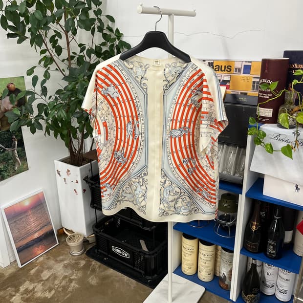 에르메스 실크 블라우스 36