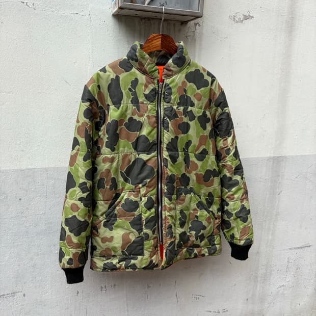 90s Walls Blizzard Camo Quilted Down