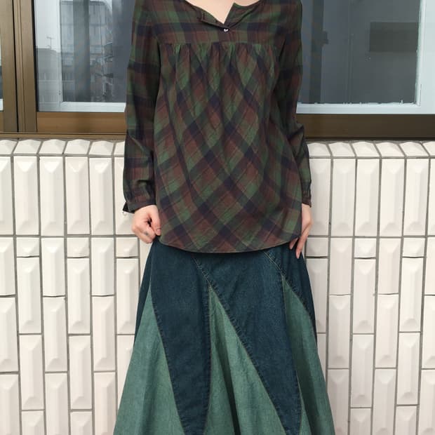 Check pattern blouse