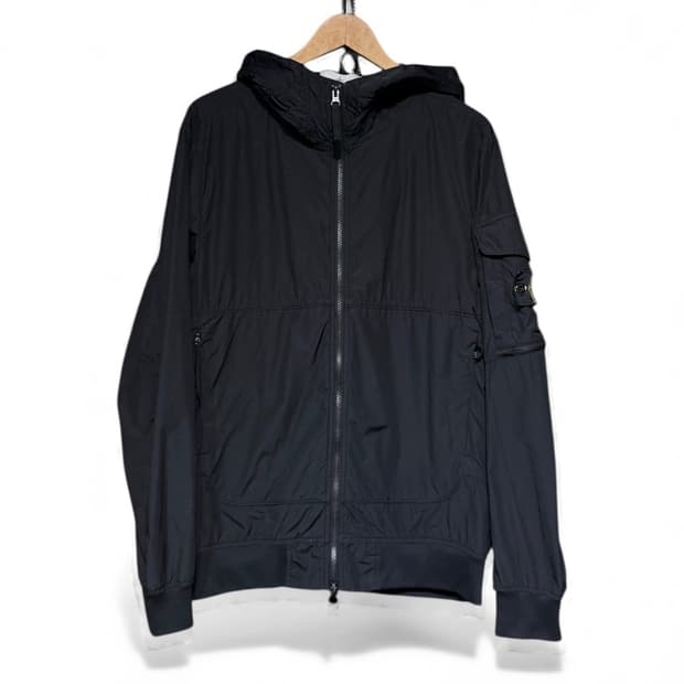 스톤아일랜드 나슬란 후드 집업 