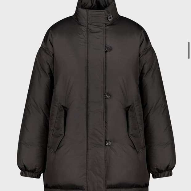 애프터아워즈 다운자켓 카키블랙