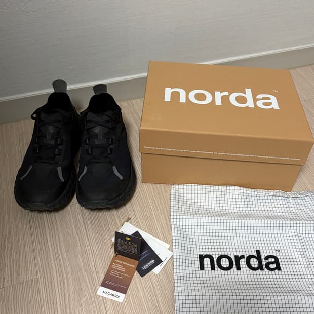 norda 001 스텔스블랙 270