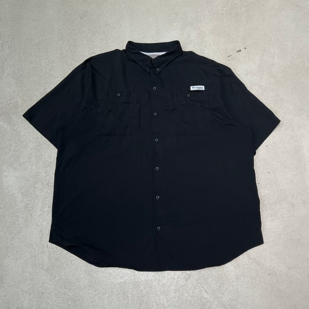 컬럼비아 pfg 하프셔츠 s10966