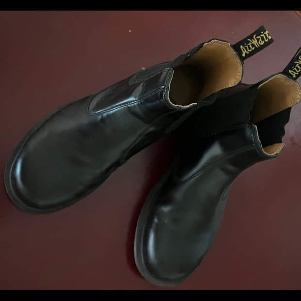 닥터마틴 블랙 첼시 부츠 240