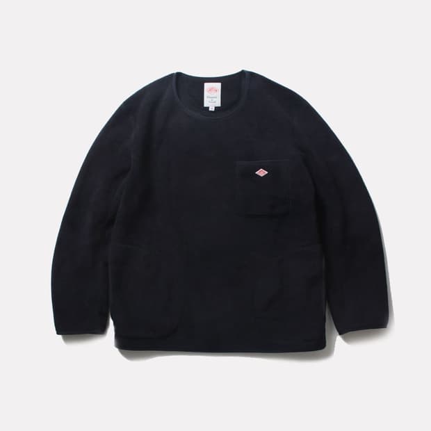 단톤(Danton) 브랜드의 플리스 크루넥 풀오버 42싸이즈