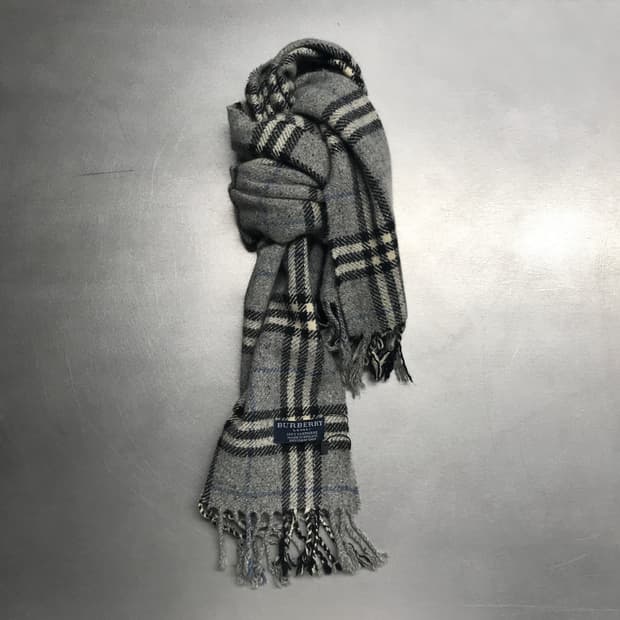 버버리 정품 캐시미어 머플러 그레이