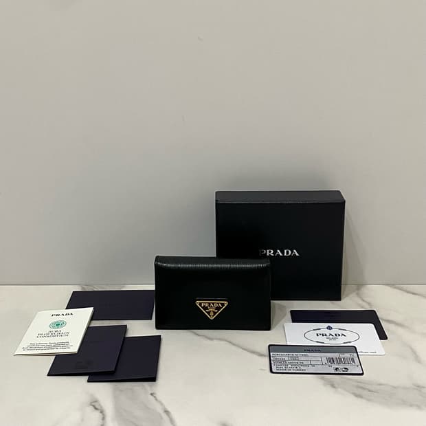 프라다 비텔로무브 삼각로고 카드지갑 명함지갑 블랙 1MC122
