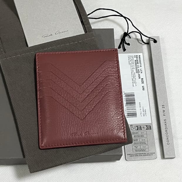 릭오웬스 25fw 스퀘어 카드 지갑/로즈 우드