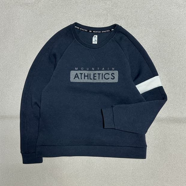 노스페이스 패시네이팅 스웨트셔츠