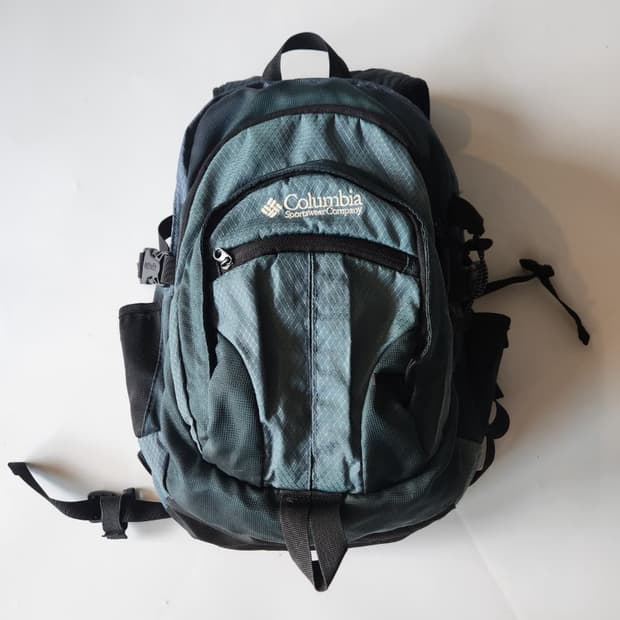 콜롬비아 30L 경량 백팩