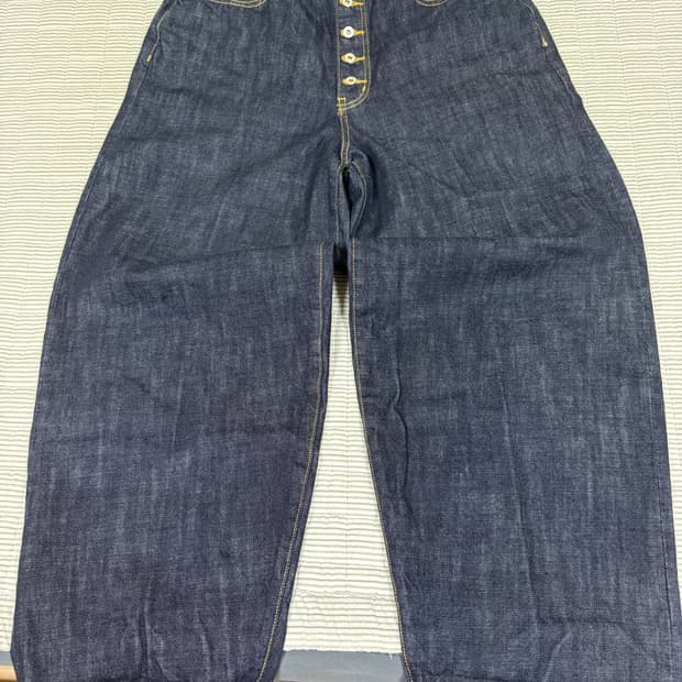 커브드 셀비지 생지 데님