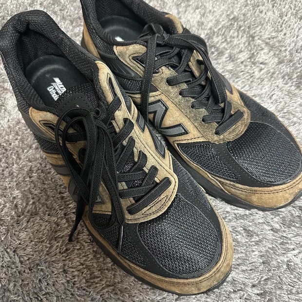 뉴발란스 990v5 트리플블랙 285 사이즈 +락스