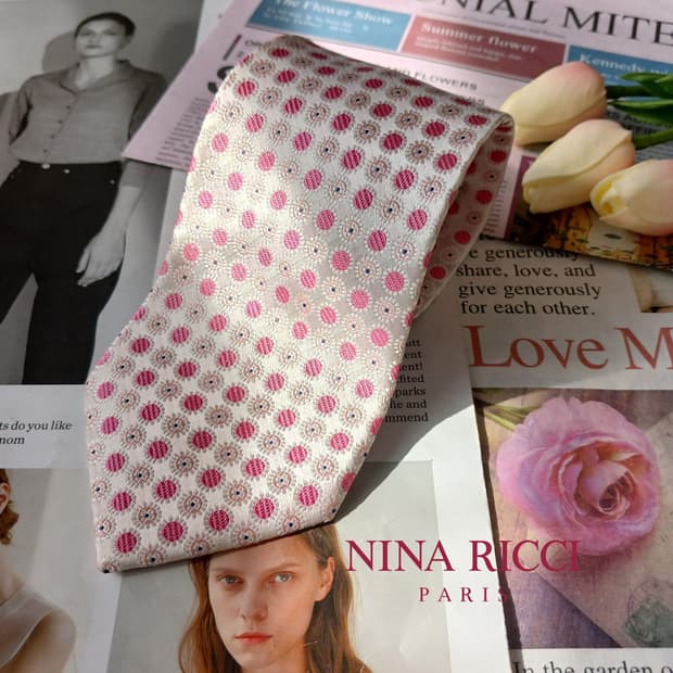 니나리치 실크 플라워 자수 패턴 넥타이 9.4cm A등급 A19889