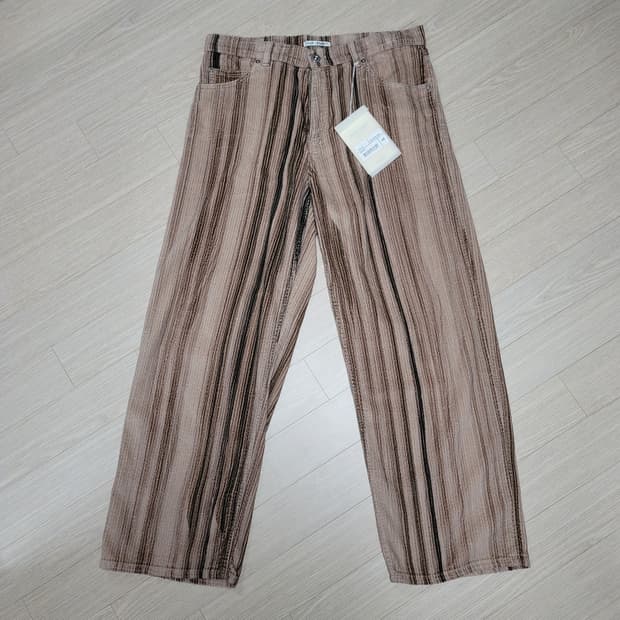 아워레가시 바스트컷 헤어 스트라이프 코듀로이 