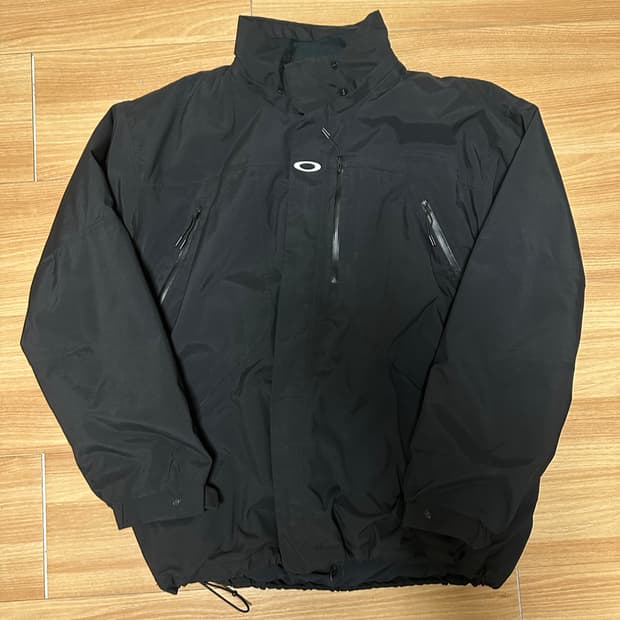 오클리 다운자켓