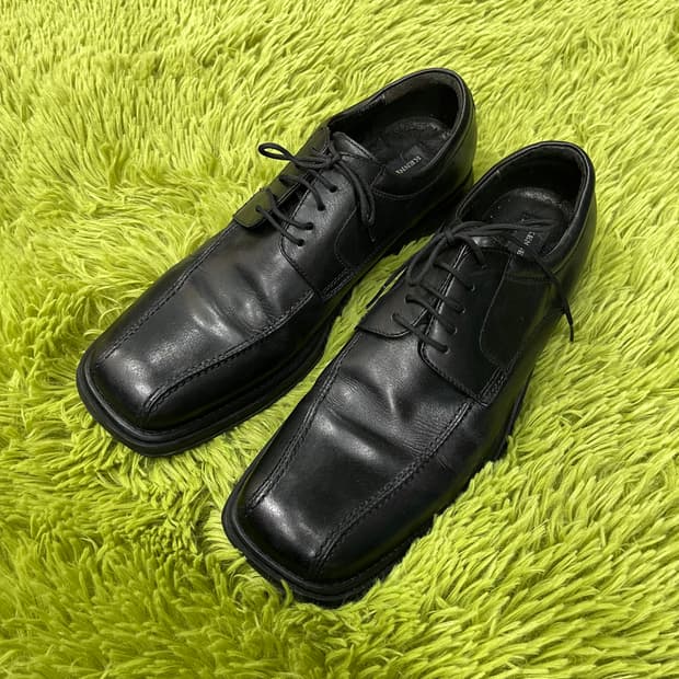 케네스 콜 Kenneth Cole 스퀘어토 더비 슈