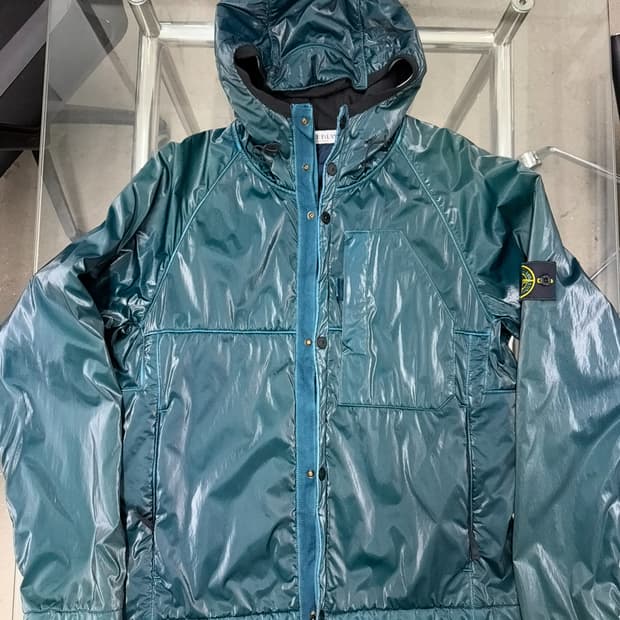 스톤아일랜드 08 prismatica silk jacket green