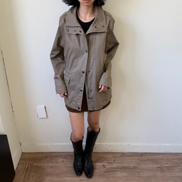 버버리 하이넥 사파리 자켓