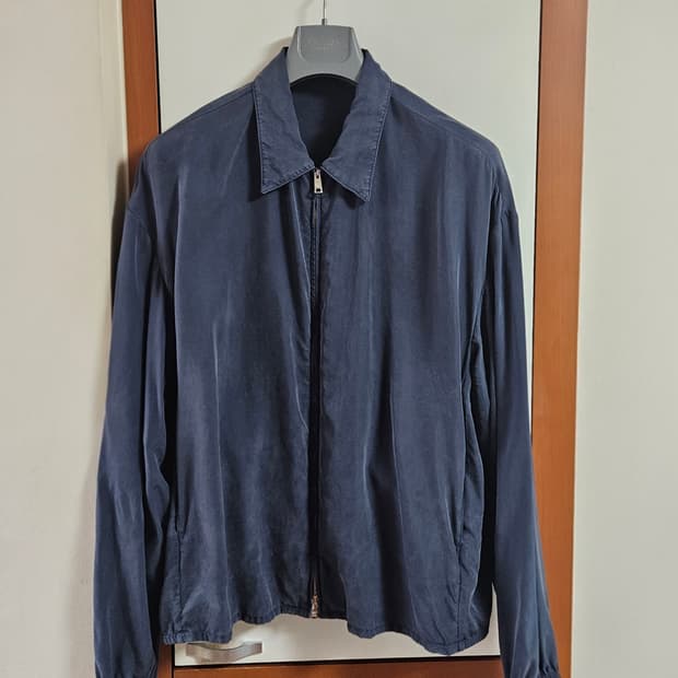 [L] 프라다 실크 자켓 팝니다