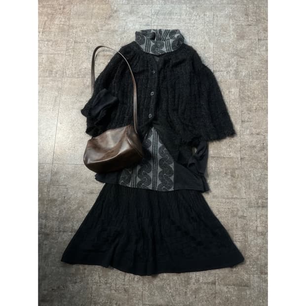 케이프 니트 버튼 가디건