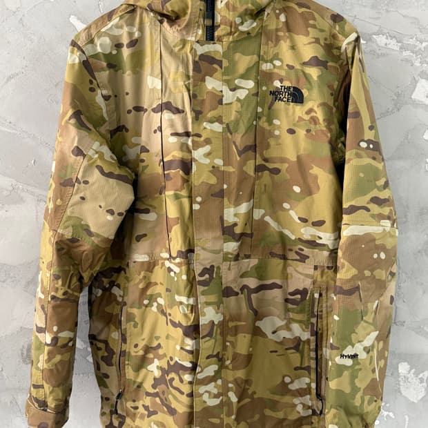 노스페이스 카모 바람막이 자켓 판매  M 사이즈 95 