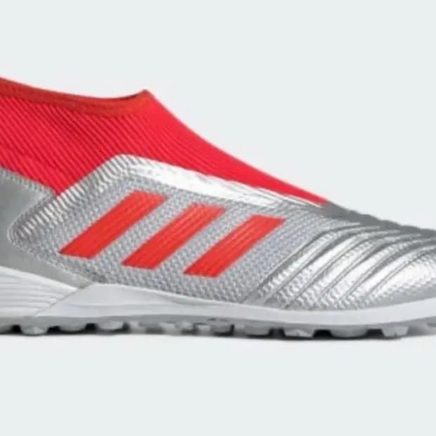 아디다스 프레데터 풋살화 실버/레드 250