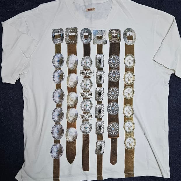 캐피탈 콘초 벨트 프린트 티셔츠 xl