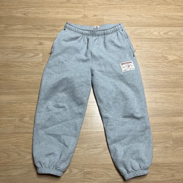 트루릴리전 팬츠