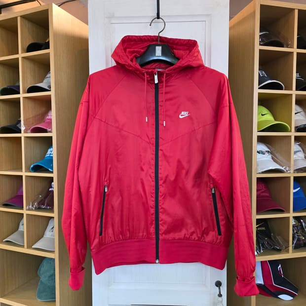 나이키 윈드러너 바람막이 레드