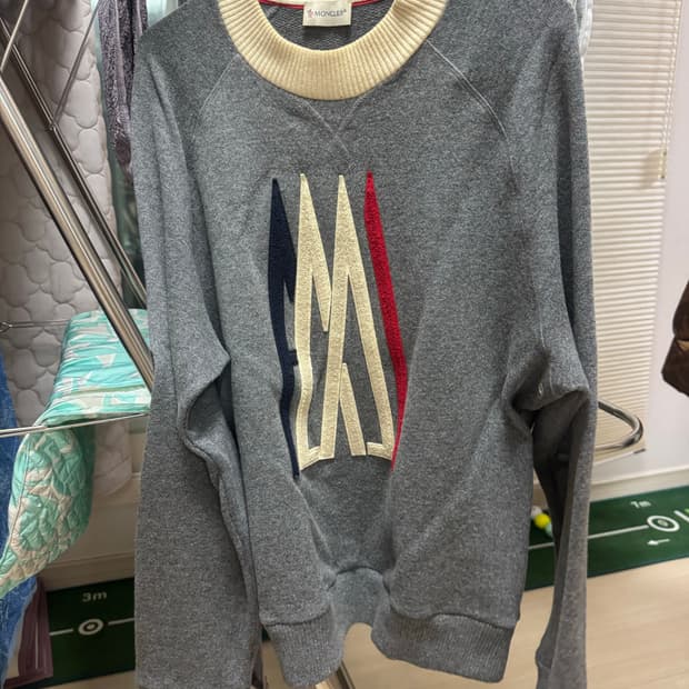 몽클레어니트맨투맨