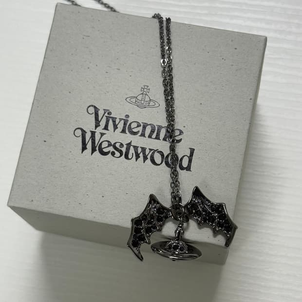 비비안웨스트우드 아카이브 박쥐 목걸이