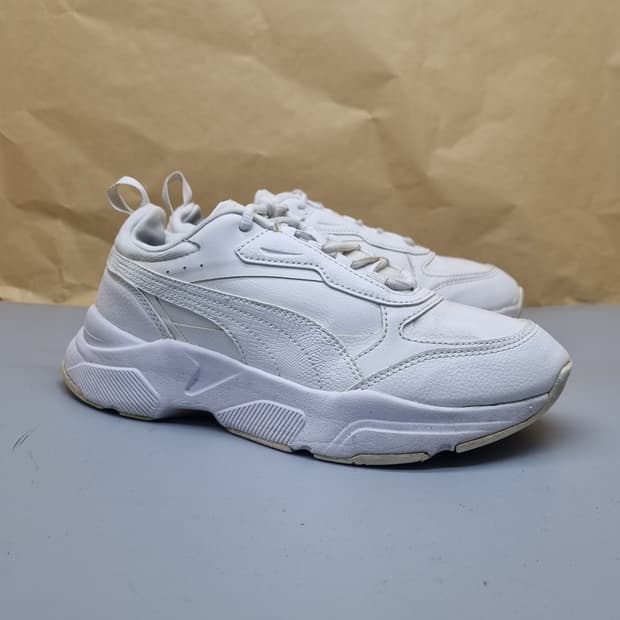 푸마 카시아 SL 여성운동화240 