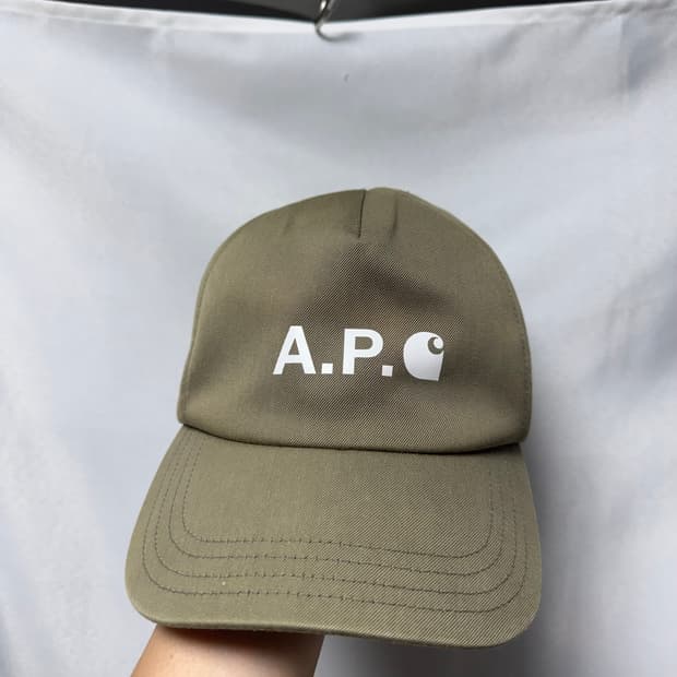 A.P.C x Carhartt Wip logo cap