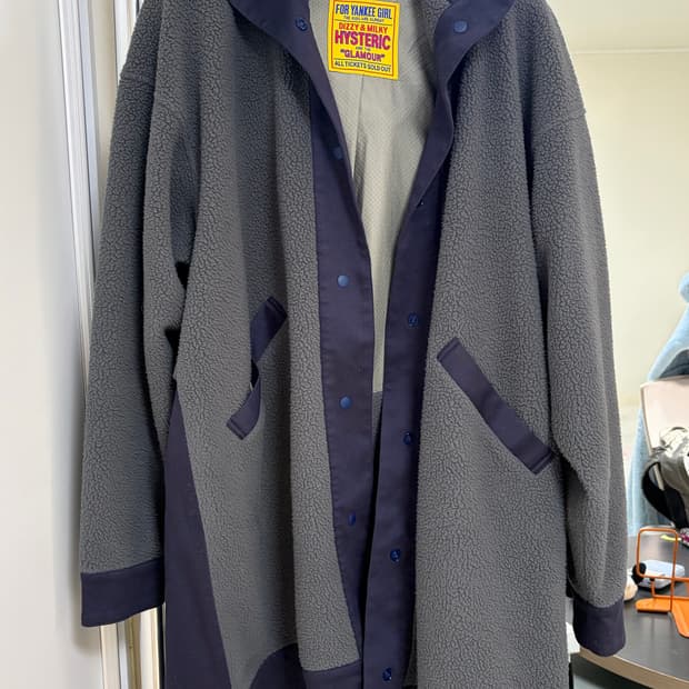 히스테릭 글래머 롱 마운틴 코트