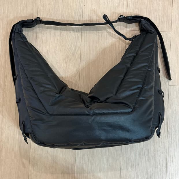 르메르 소프트 게임백 나일론 캔버스 블랙 라지사이즈